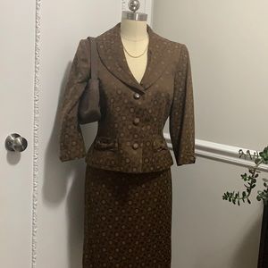3/$88!  Liz Claiborne 2-piece Skirt Suit (8/8)